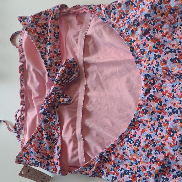 Swimsuit Size large NEW WITH TAGS - Picture 5 of 6